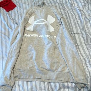 Cream Under Armor sweatshirt